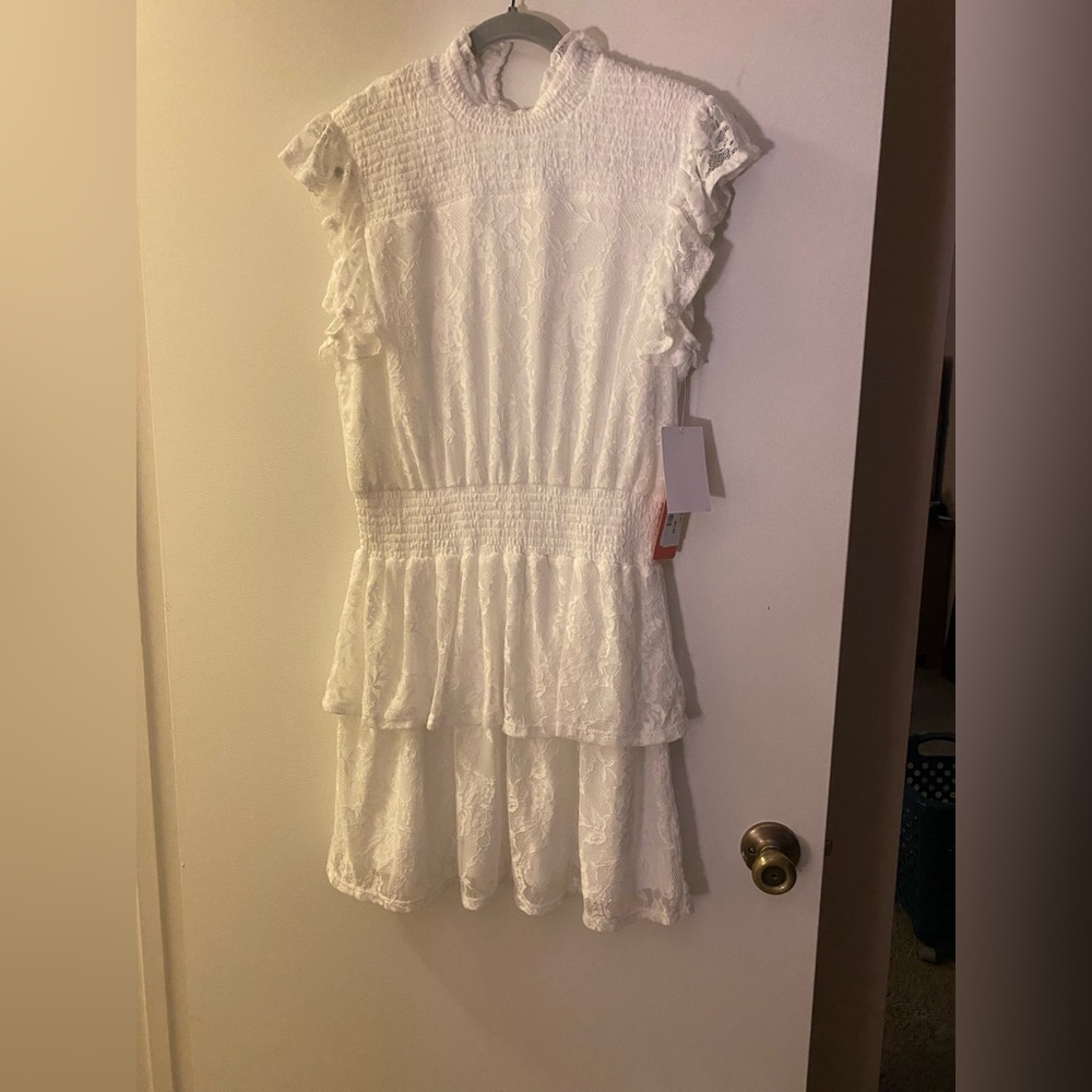 Beautiful fully-lined white lace dress